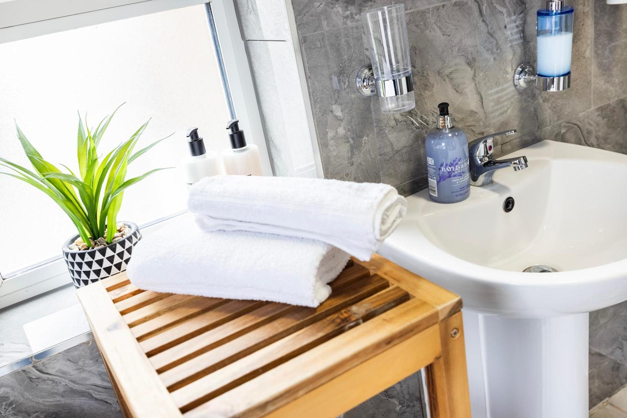 Quick Access To City, Self Check-in! Appartement